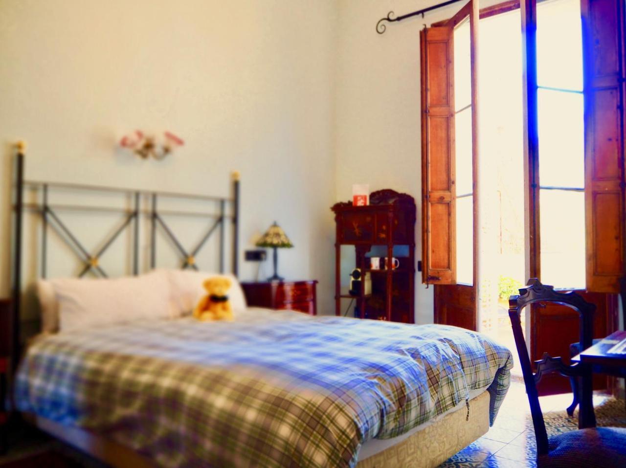Privat Hotel Liberty סיטגס מראה חיצוני תמונה